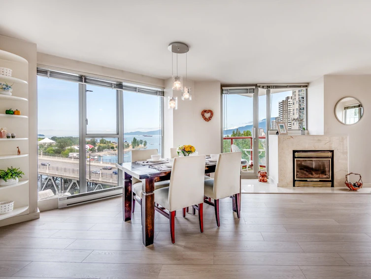 1305-1000 Beach Avenue, Vancouver, BC, V6E 4M2 - 2