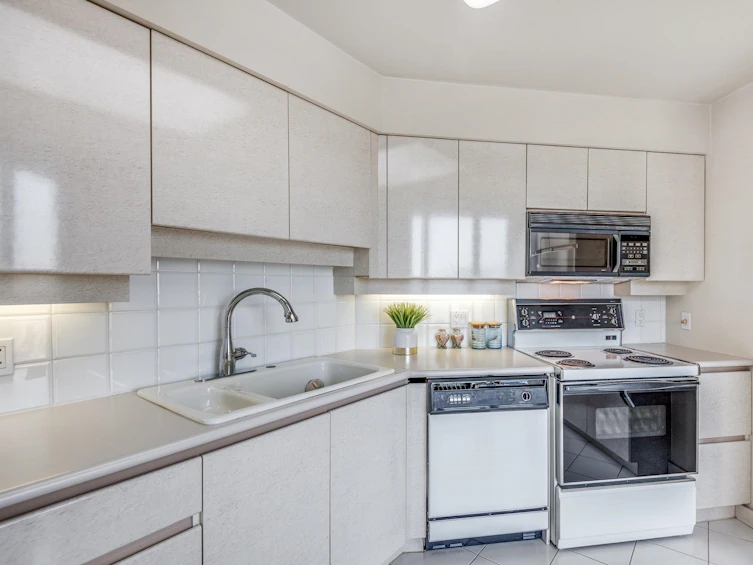1305-1000 Beach Avenue, Vancouver, BC, V6E 4M2 - 9