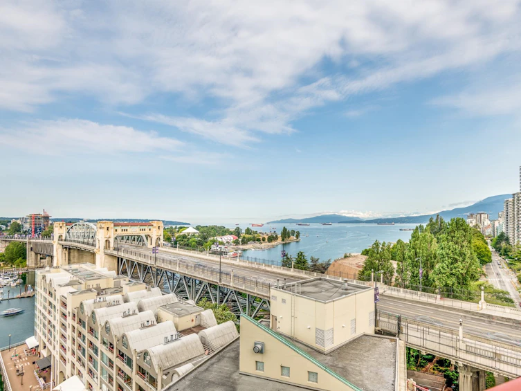 1305-1000 Beach Avenue, Vancouver, BC, V6E 4M2 - 23