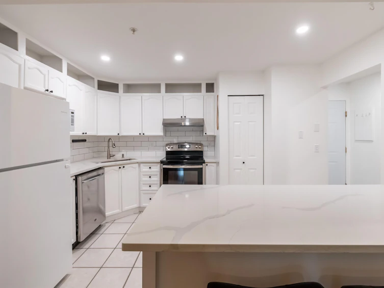 212-301 Maude Road, Port Moody, BC, V3H 5B1 - 11