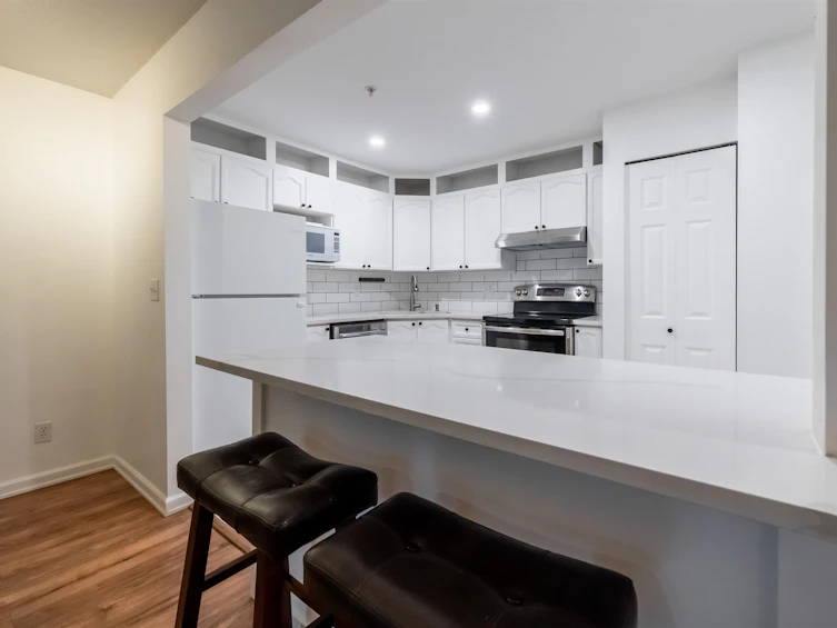 212-301 Maude Road, Port Moody, BC, V3H 5B1 - 12