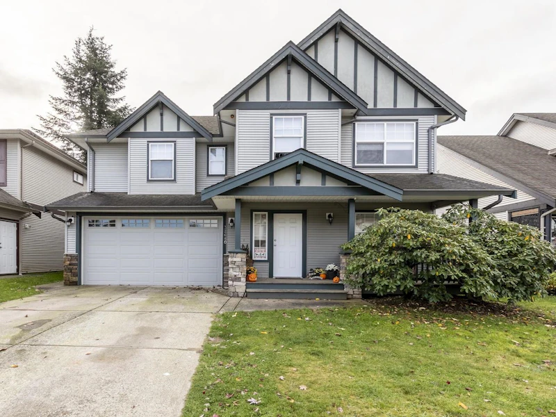 32680 Hood Avenue, Mission BC V2V 7P5