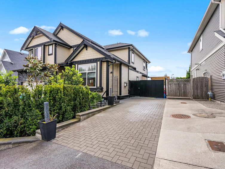 33838 Melburn Drive, Mission, BC, V2V 7S2 - 30