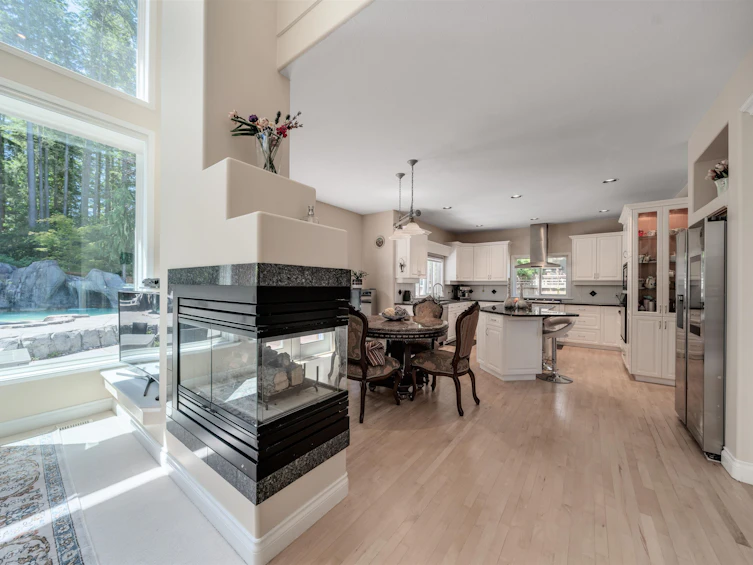 13390 22a Avenue, Surrey, BC, V4A 9T9 - 12