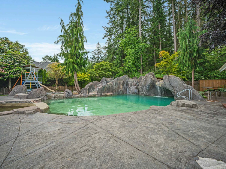 13390 22a Avenue, Surrey, BC, V4A 9T9 - 36