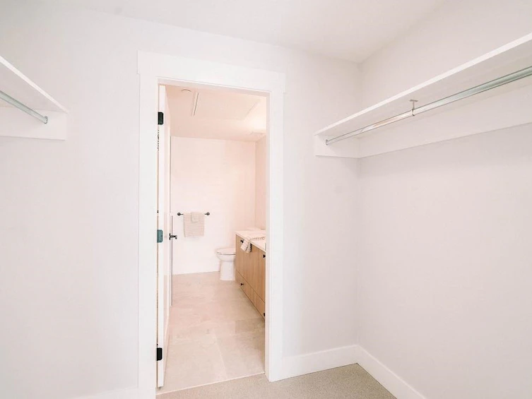 202-22265 Dewdney Trunk Road, Maple Ridge, BC, V2X 3J1 - 22