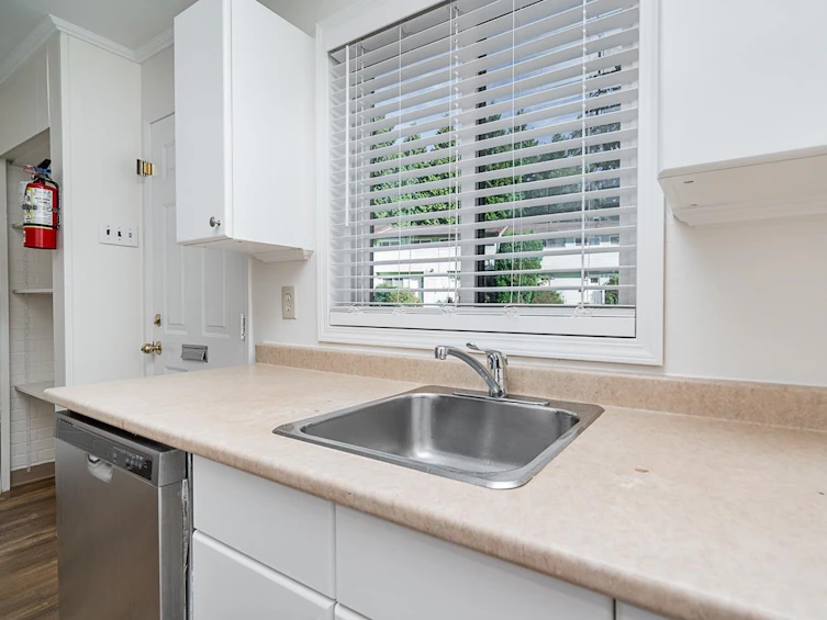 3326 Ganymede Drive, Burnaby, BC, V3J 1A4 - 8