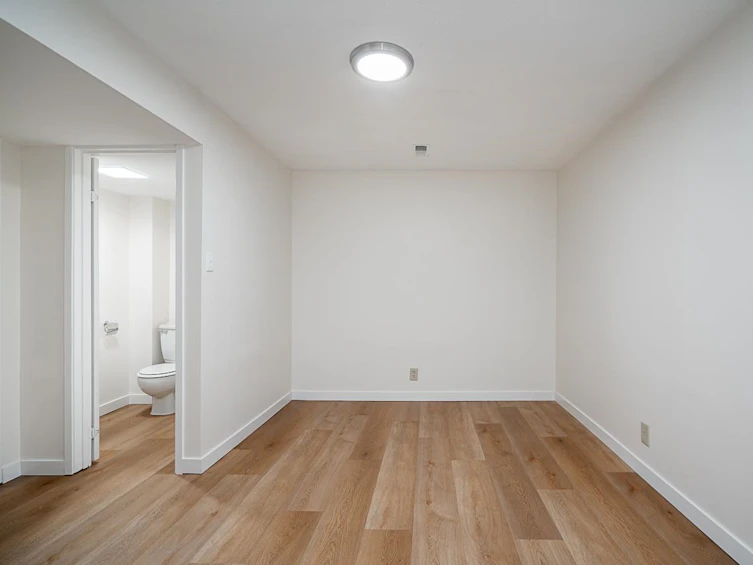 3326 Ganymede Drive, Burnaby, BC, V3J 1A4 - 25