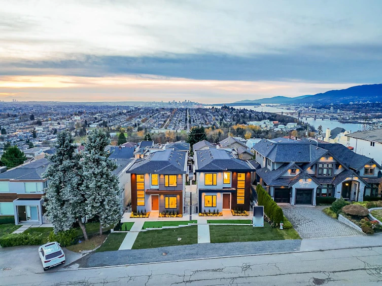 87 N Glynde Avenue, Burnaby, BC, V5B 1G8 - 4
