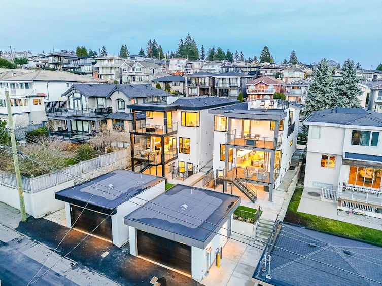 87 N Glynde Avenue, Burnaby, BC, V5B 1G8 - 32
