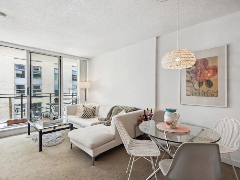 315 - 1082 Seymour Street, Vancouver BC V6B 1X9