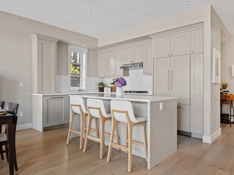 2-234 W 18th Street, North Vancouver, BC, V7M 1W6 - 2