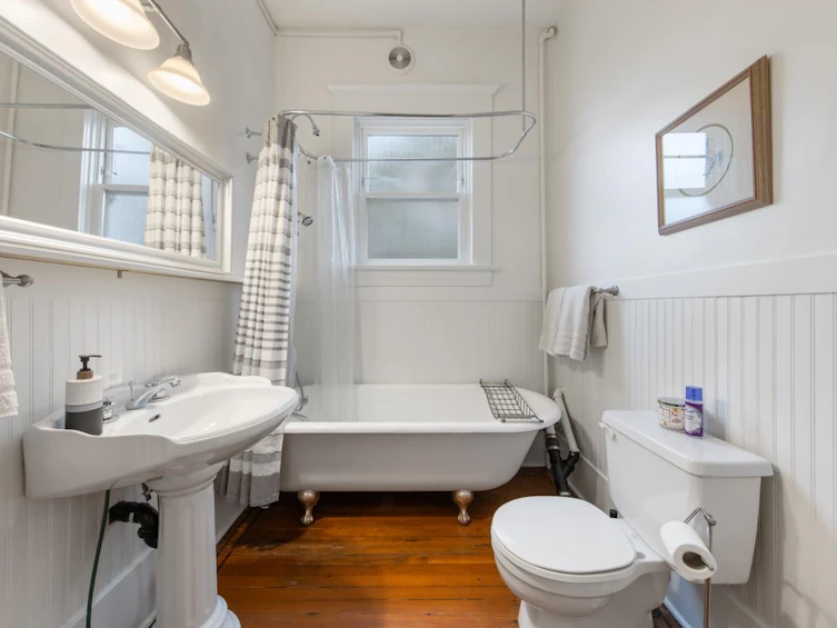 1845 Dunbar Street, Vancouver, BC, V6R 3M1 - 26