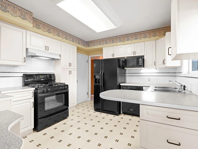 3956 Hertford Street, Burnaby, BC, V5G 2R4 - 11
