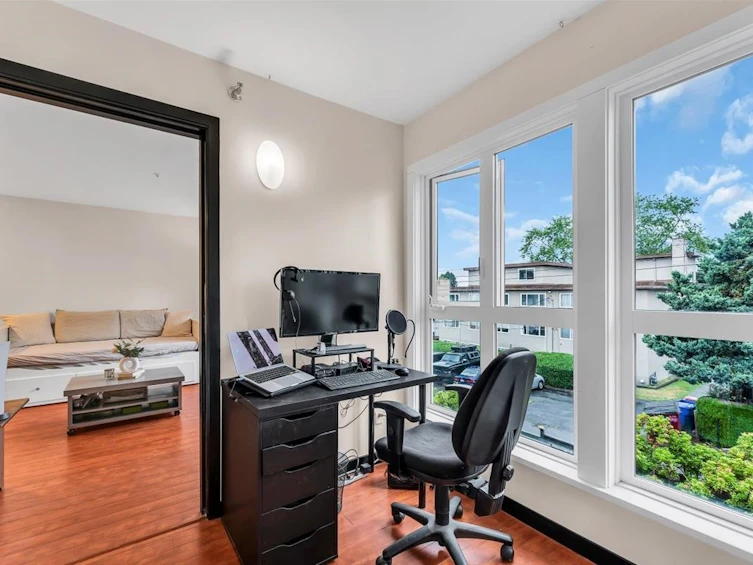 302-2133 Dundas Street, Vancouver, BC, V5L 1J7 - 21