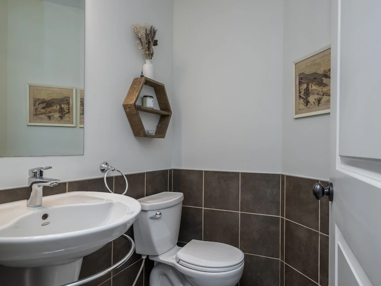 22896 Billy Brown Road, Langley, BC, V1M 4G2 - 12