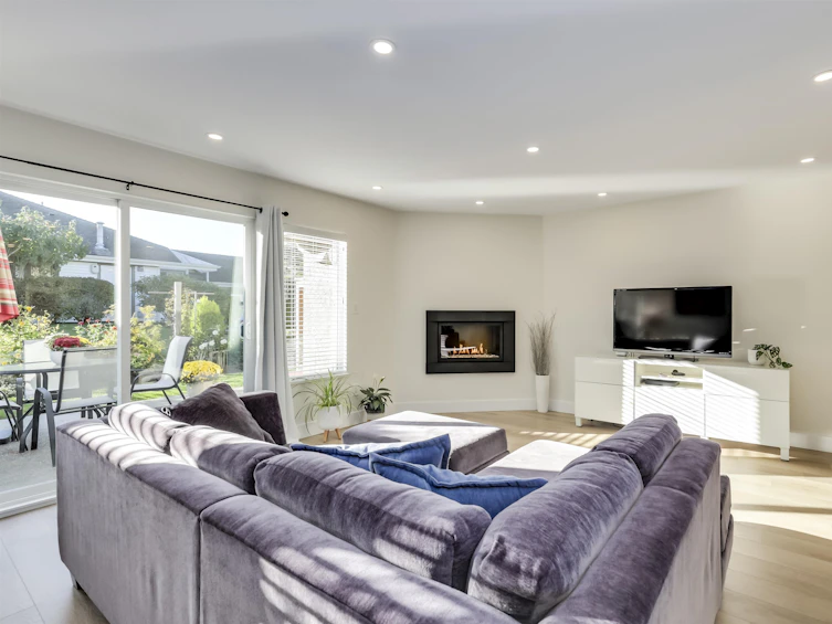 23-12880 Railway Avenue, Richmond, BC, V7E 6G3 - 4