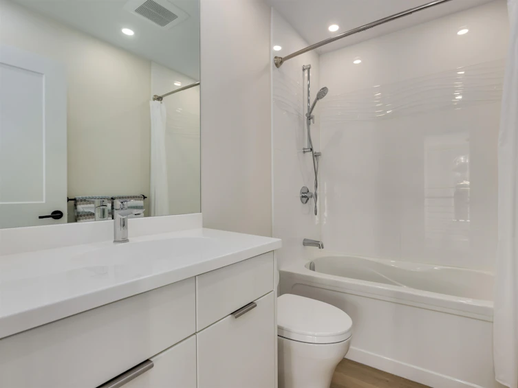 23-12880 Railway Avenue, Richmond, BC, V7E 6G3 - 24