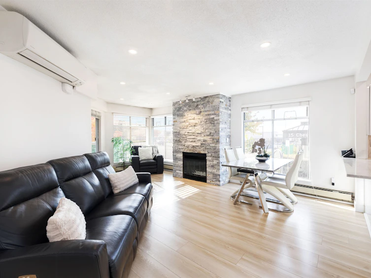 3111-33 Chesterfield Place, North Vancouver, BC, V7M 3K4 - 4