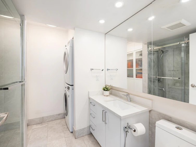 3111-33 Chesterfield Place, North Vancouver, BC, V7M 3K4 - 12