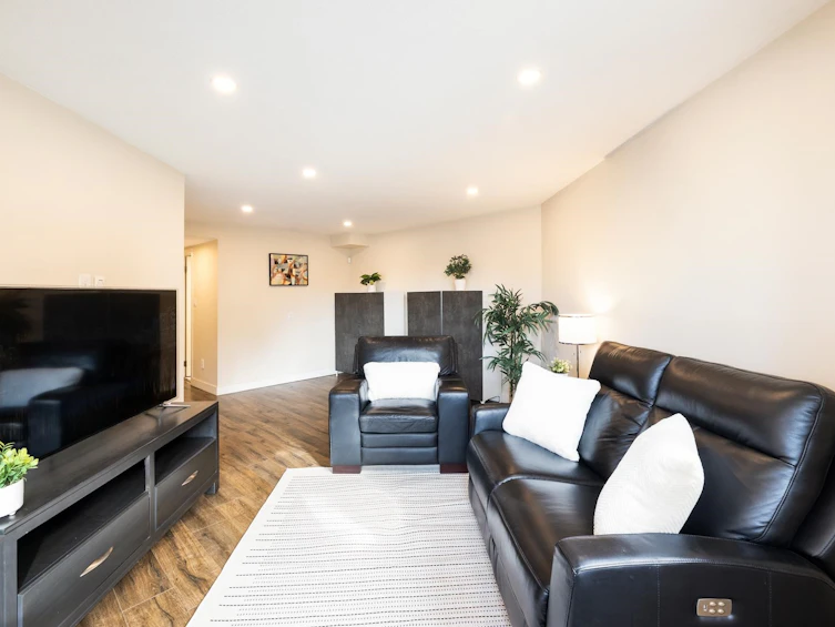 3111-33 Chesterfield Place, North Vancouver, BC, V7M 3K4 - 14