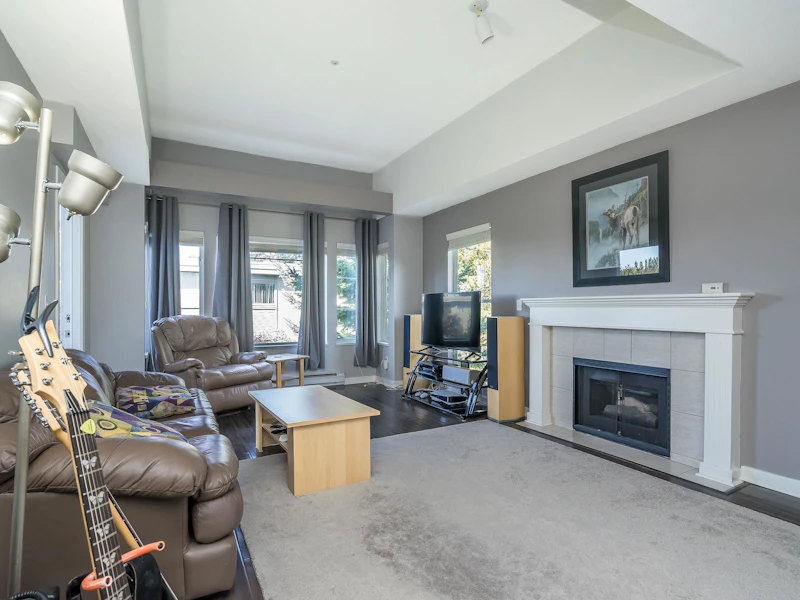 304 - 20350 54th Avenue, Langley BC V3A 8J4
