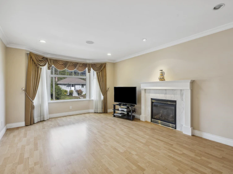 255 East 21st Street, North Vancouver, BC, V7L 3B7 - 3