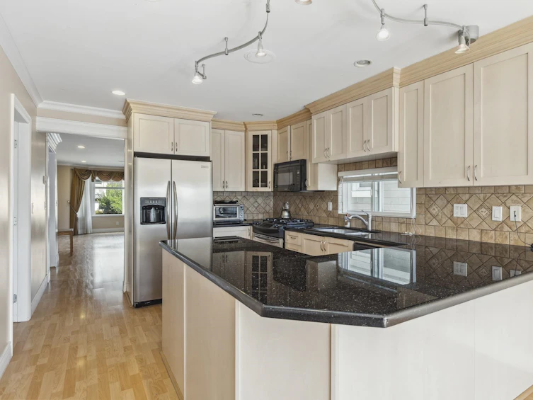 255 East 21st Street, North Vancouver, BC, V7L 3B7 - 10