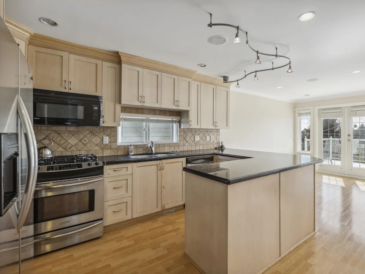 255 East 21st Street, North Vancouver, BC, V7L 3B7 - 13
