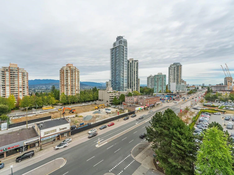 808-4688 Kingsway, Burnaby, BC, V5H 0E9 - 4