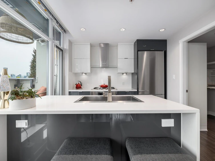 230-1777 W 7th Avenue, Vancouver, BC, V6J 0E5 - 9