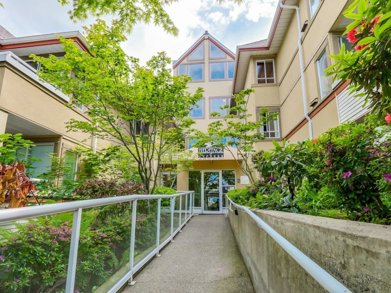 103 - 1870 W 6th Avenue, Vancouver BC V6J 1R6