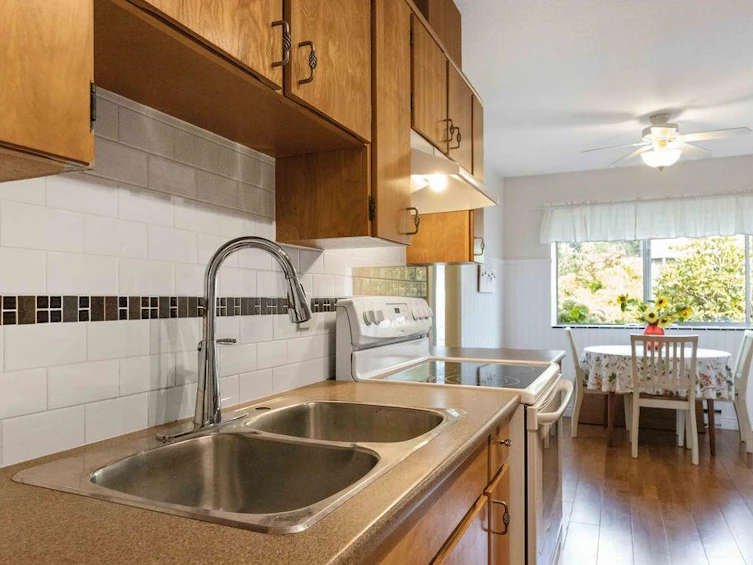 3-815 North Road, Gibsons, BC, V0N 1V9 - 9