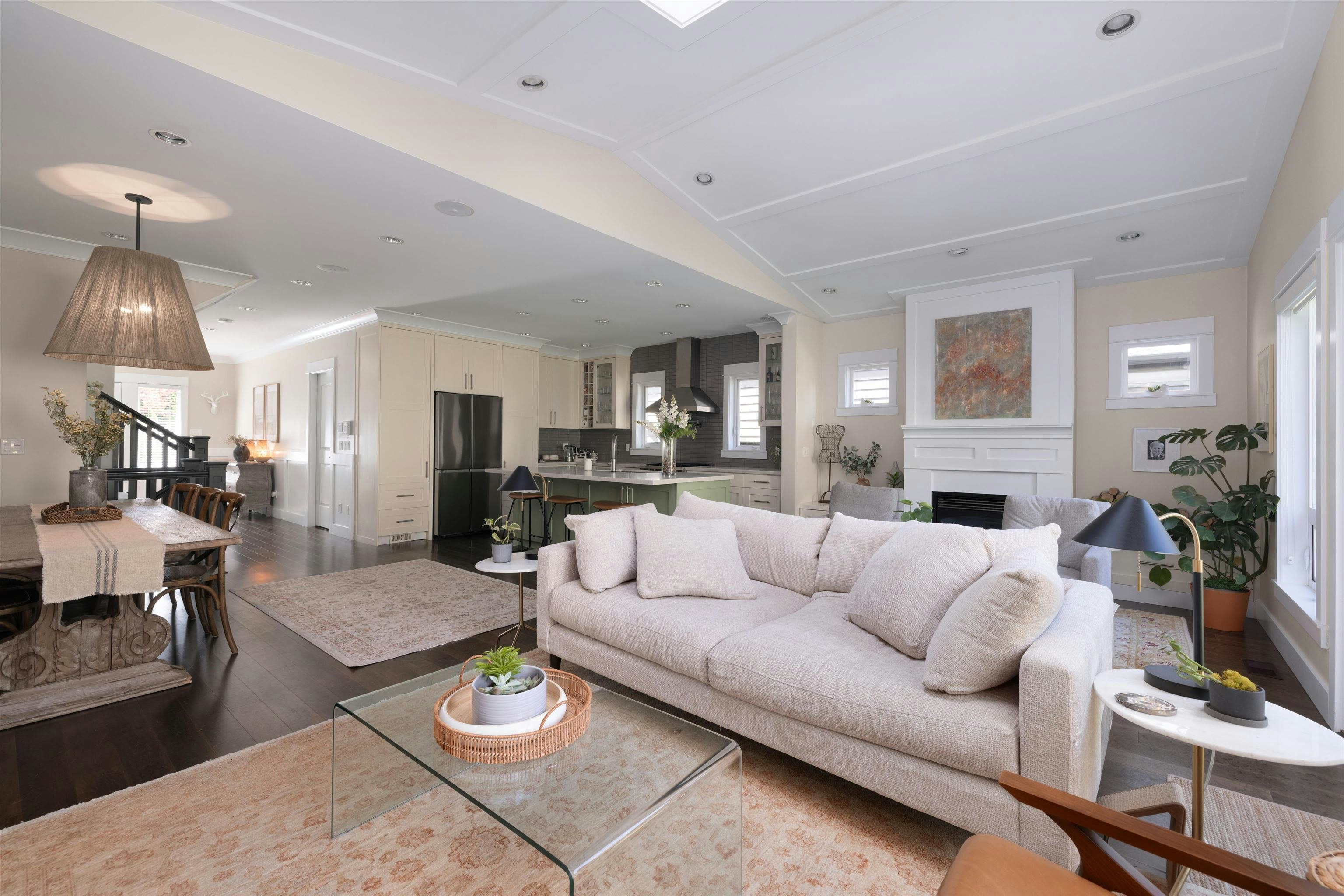 920 Montroyal Boulevard, North Vancouver, BC, V7R 2H1