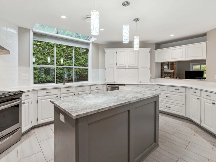 921 Cottonwood Avenue, Coquitlam, BC, V3J 2S9 - 12