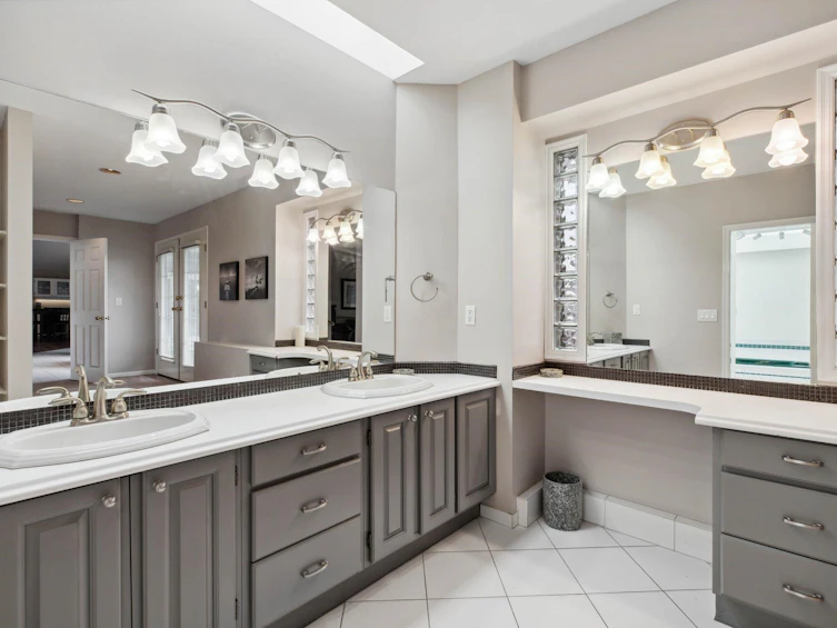 921 Cottonwood Avenue, Coquitlam, BC, V3J 2S9 - 26