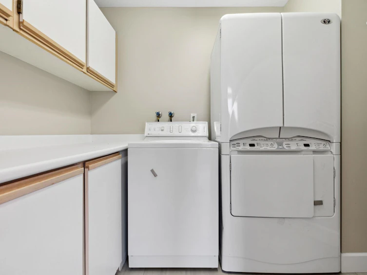 921 Cottonwood Avenue, Coquitlam, BC, V3J 2S9 - 32