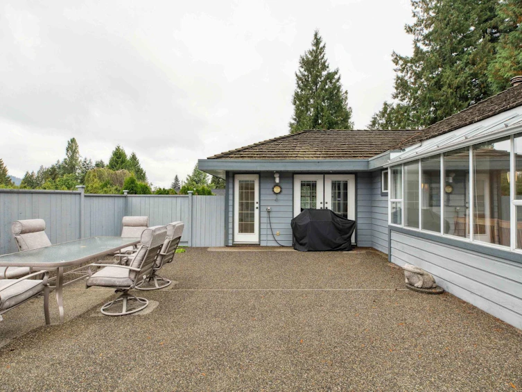 921 Cottonwood Avenue, Coquitlam, BC, V3J 2S9 - 35