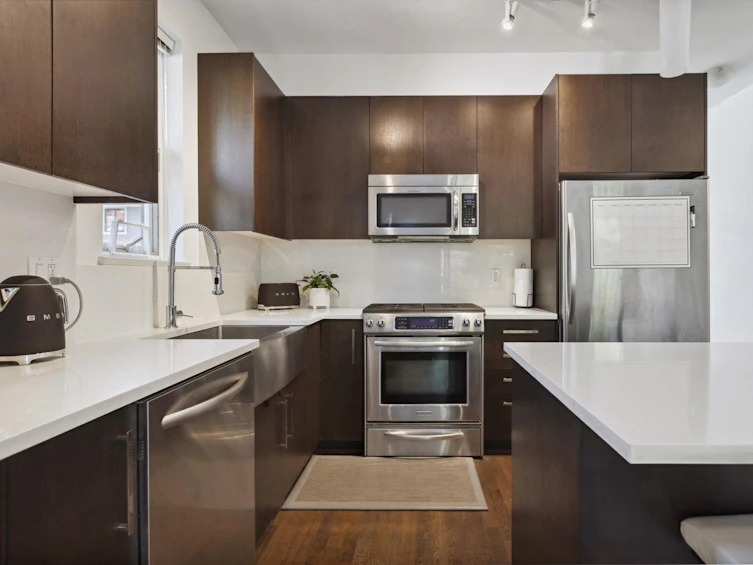 1301-8485 New Haven Close, Burnaby, BC, V5J 0B7 - 3