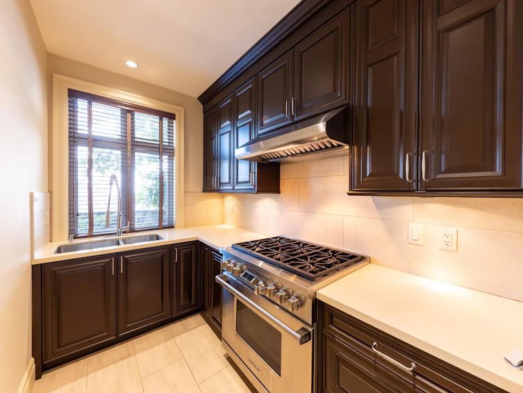 2843 W 44th Avenue, Vancouver, BC, V6N 3K1 - 10