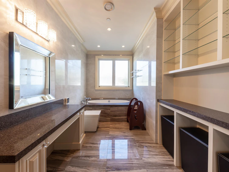 2843 W 44th Avenue, Vancouver, BC, V6N 3K1 - 22