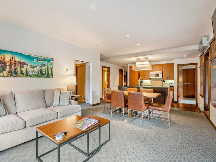 118D-2020 London Lane, Whistler, BC, V0N 1B2 - 13