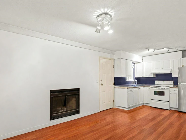 548 E 16th Avenue, Vancouver, BC, V5T 2V2 - 12