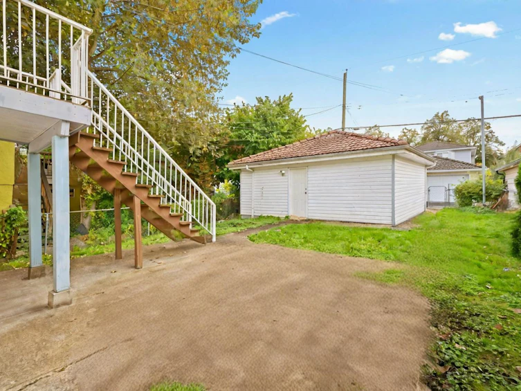 548 E 16th Avenue, Vancouver, BC, V5T 2V2 - 28