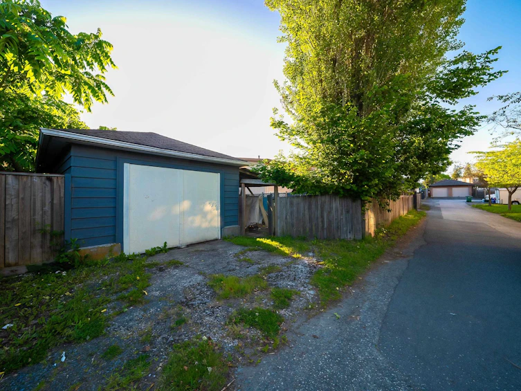 5374 Chesham Avenue, Burnaby, BC, V5H 2L2 - 5
