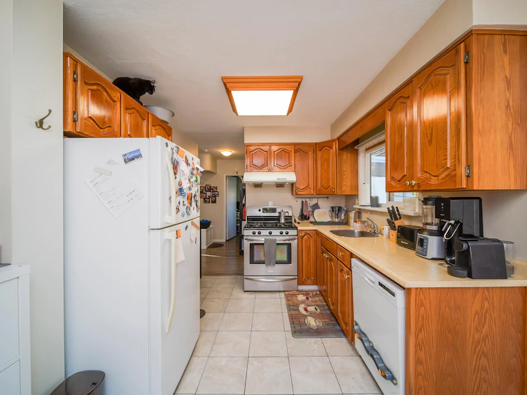 5374 Chesham Avenue, Burnaby, BC, V5H 2L2 - 9