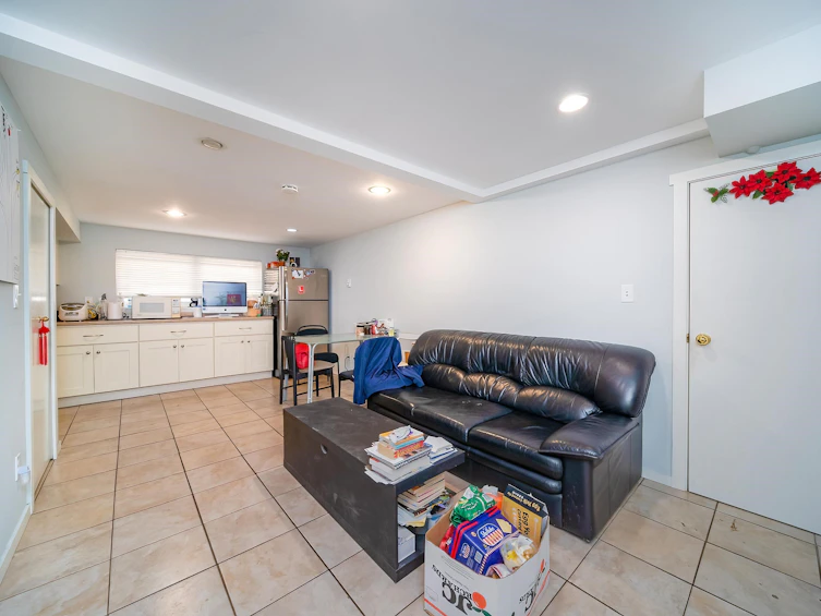 5374 Chesham Avenue, Burnaby, BC, V5H 2L2 - 16