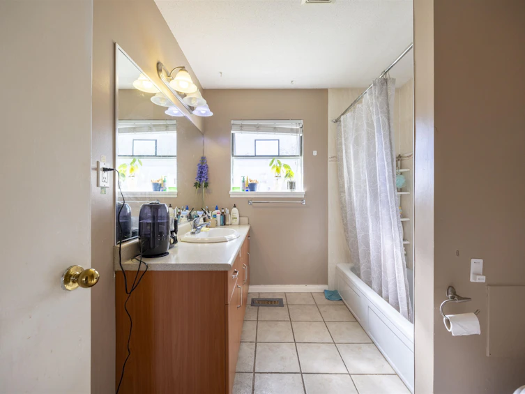 9511 Pinewell Crescent, Richmond, BC, V7A 2C7 - 17