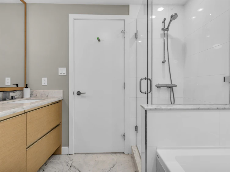 303-505 West 30th Avenue, Vancouver, BC, V5Z 0G4 - 17