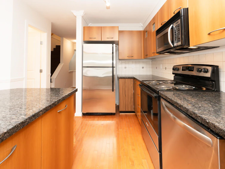 111-7179 201 Street, Langley, BC, V2Y 2Y9 - 11